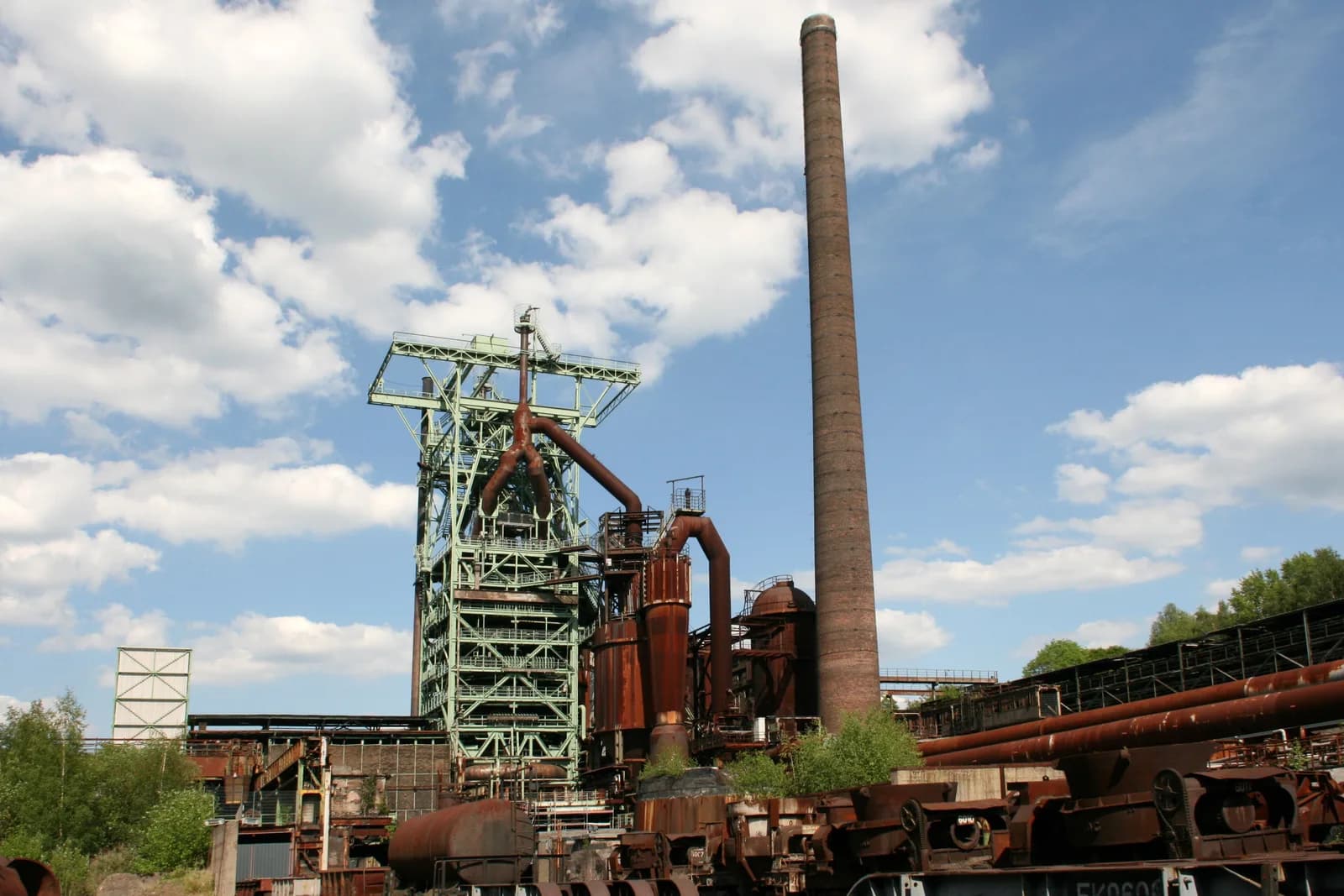 Hochofen 3 der Henrichshütte in Hattingen mit Schornstein