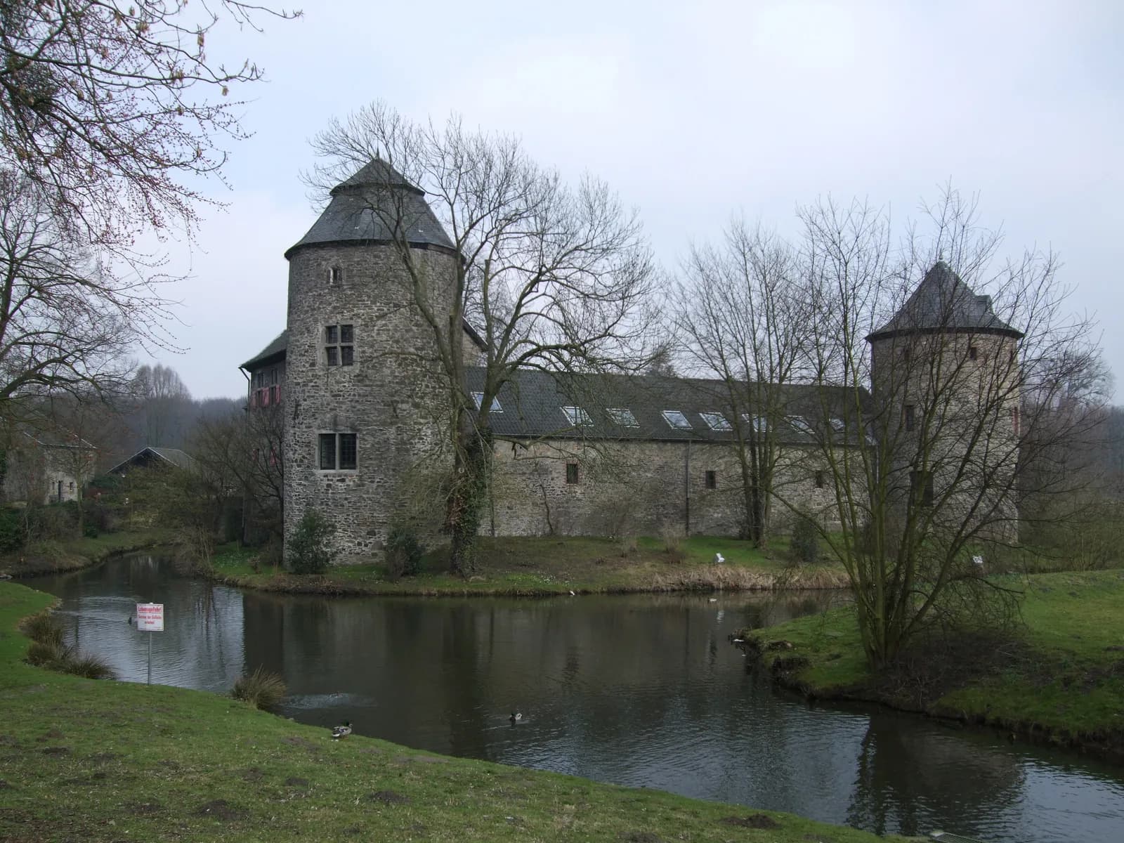 Wasserburg Haus zum Haus in Ratingen